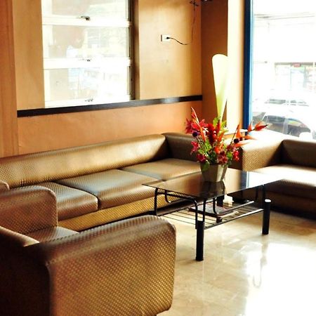 Gv Hotel - Talisay City Экстерьер фото