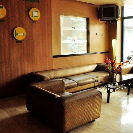 Gv Hotel - Talisay City Экстерьер фото