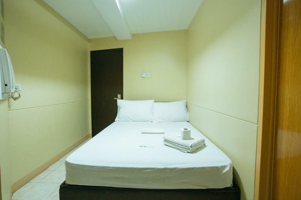 Gv Hotel - Talisay City Экстерьер фото